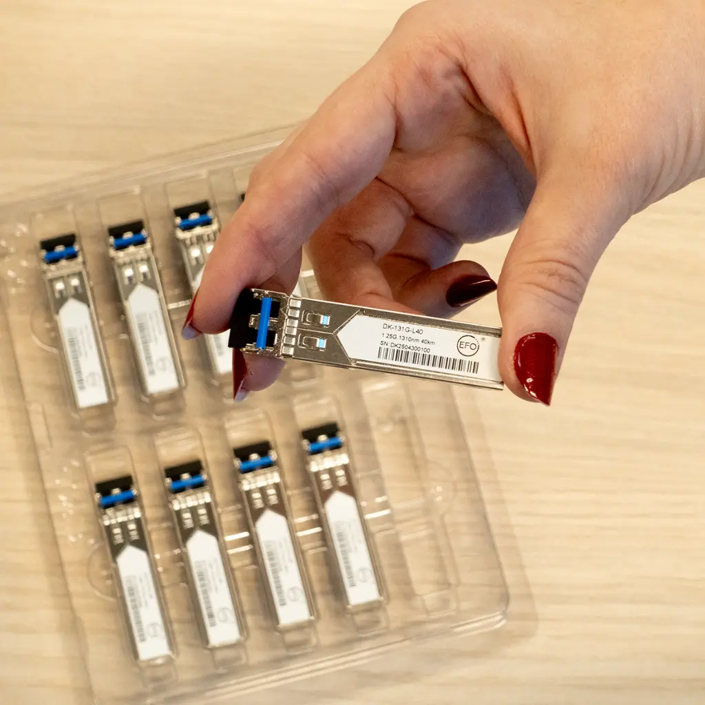 MÓDULO SFP EFO 40 km, 1.25 Gb/s, LC DUPLEX, 1310 nm miniatura 6