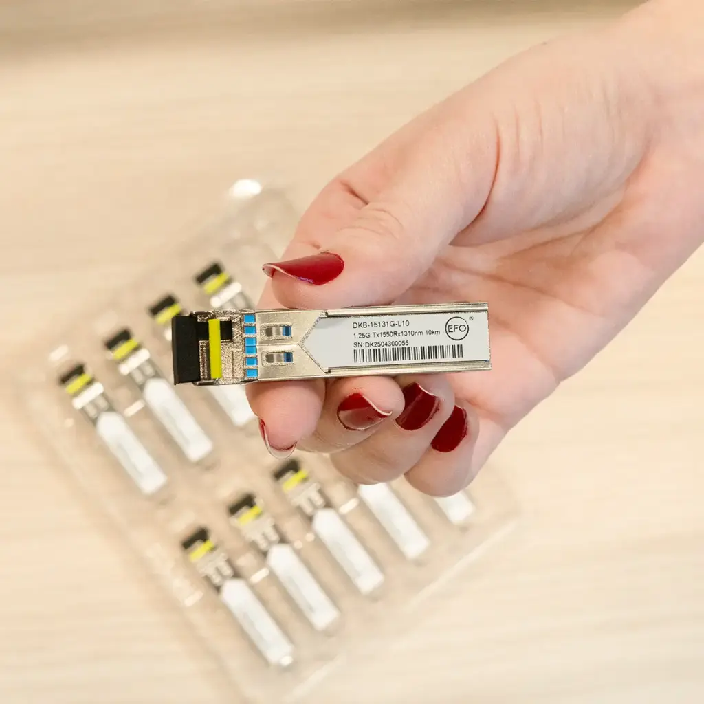 MÓDULO SFP EFO 10 km, BIDI, 1.25 G, 1550R/1310 nm miniatura 5