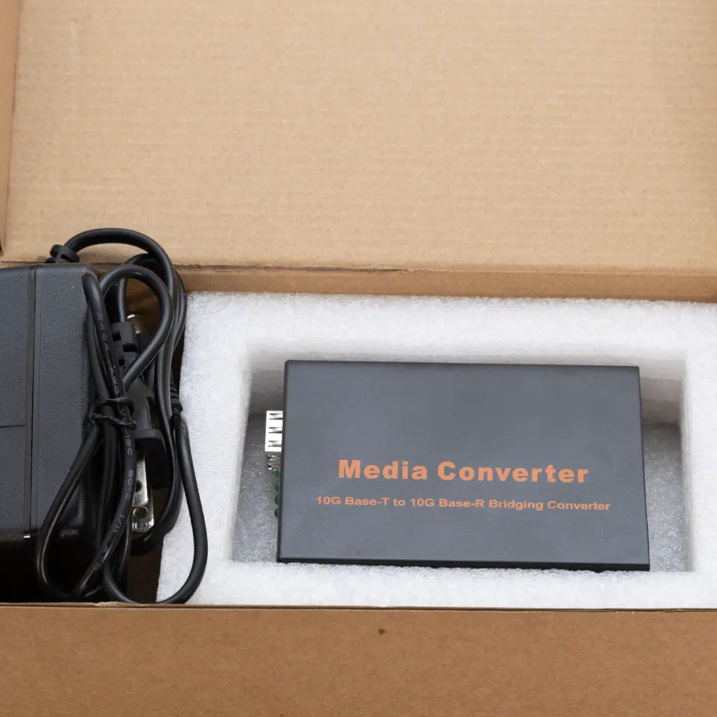 CONVERSOR DE MEDIOS EFO SFP, 10 G miniatura 7